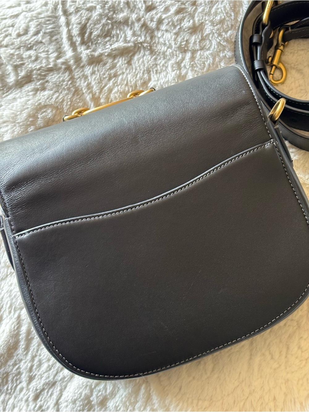Coach Harley Crossbody (Large) in Black and Gold - Picture 6 of 9